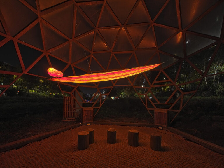 블랙홀3